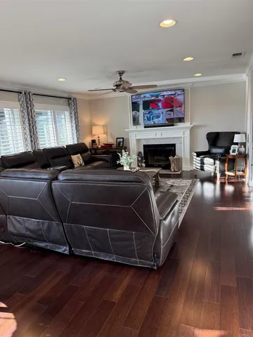 $1,325,000 | 346 Rimhurst Court, Oceanside, CA 92058