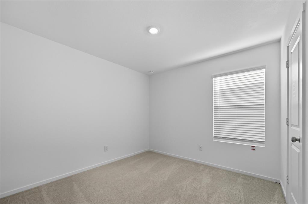 1013 Raintree Road Princeton, TX 75407 - Photo 8 of 17