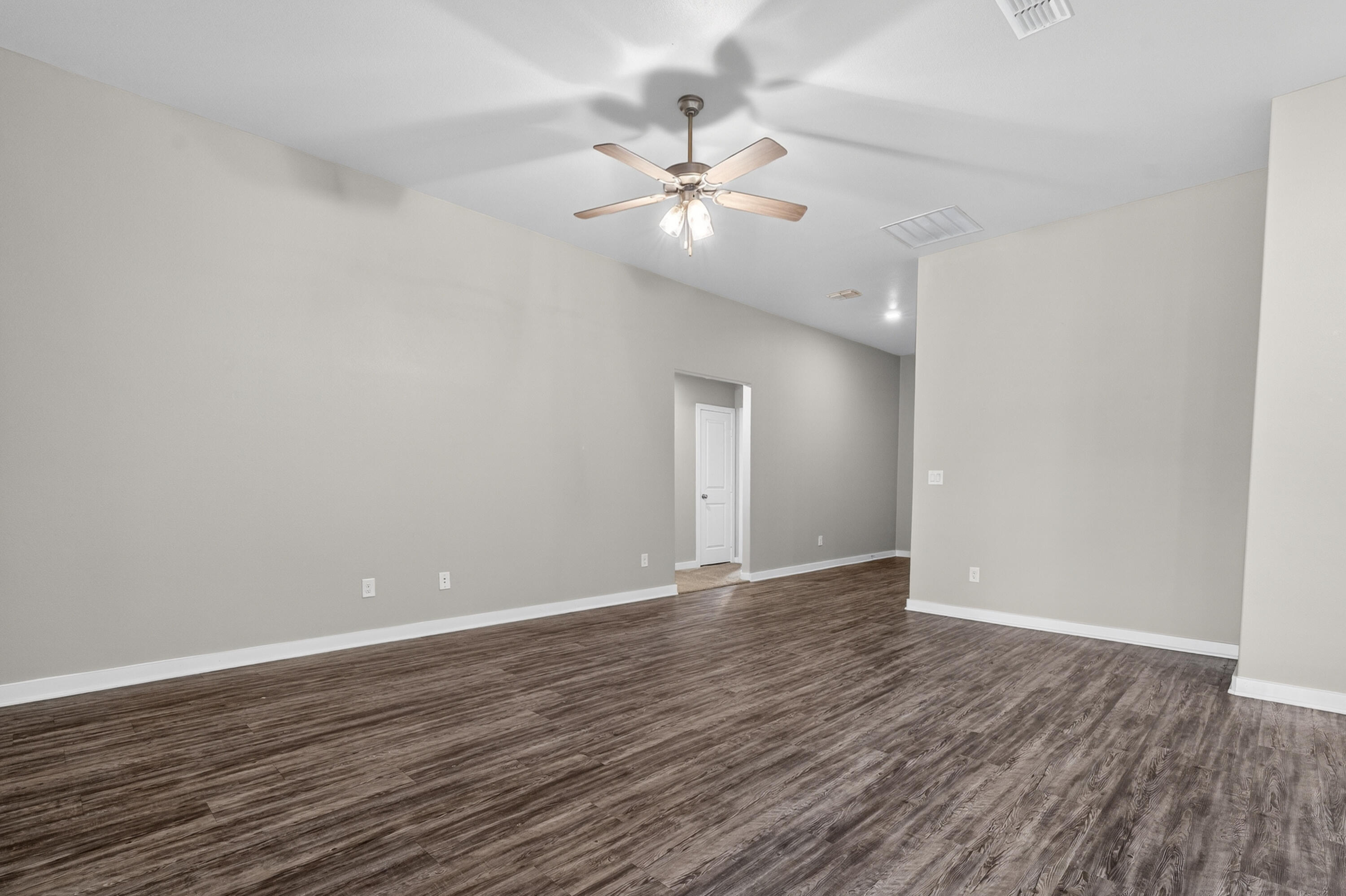 2002 137th Street Lubbock, TX 79423 - Photo 6 of 24 DSC04910
