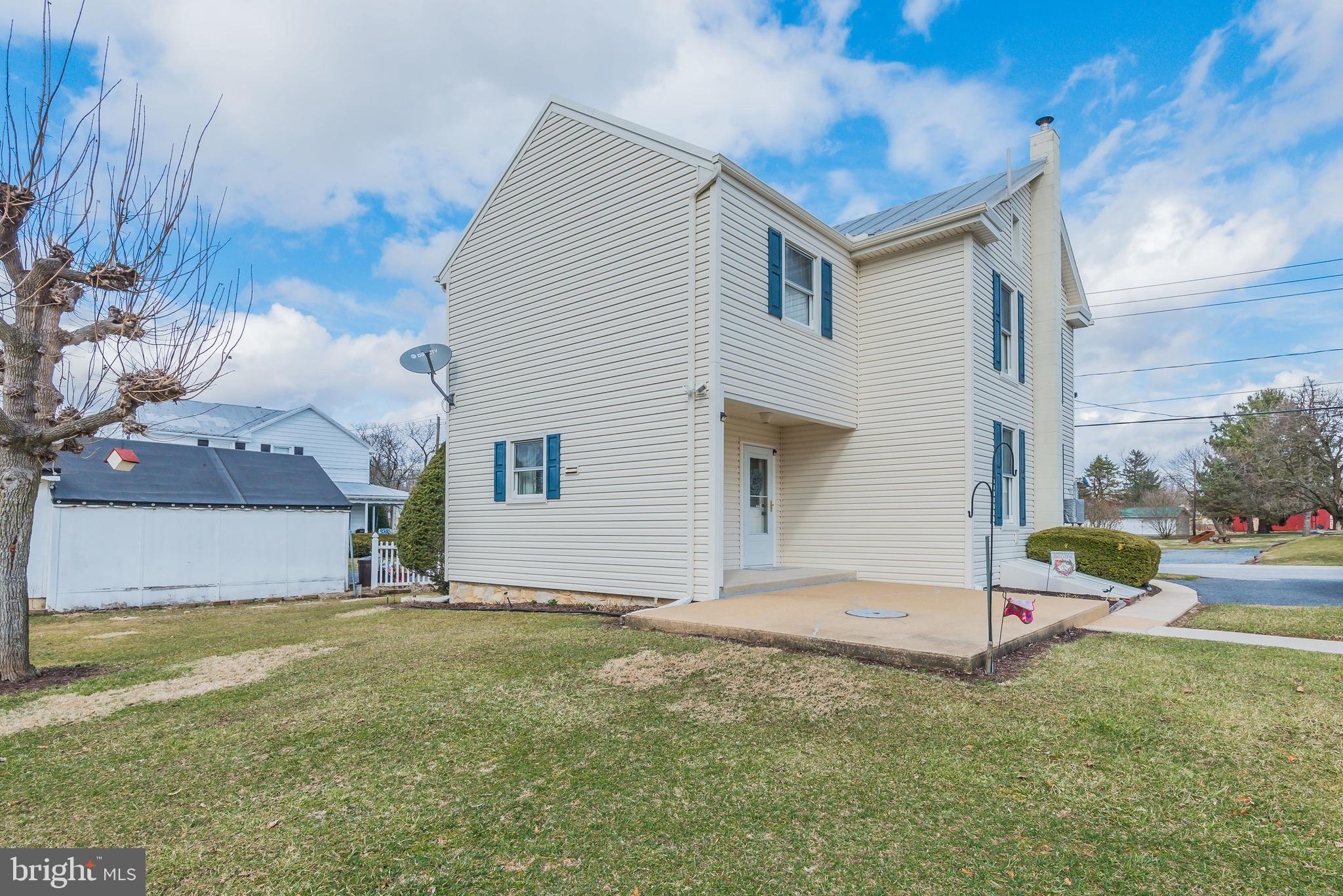 20 Greason Road Carlisle, PA 17015 - Photo 5 of 29 Newer vinyl windows throughout home