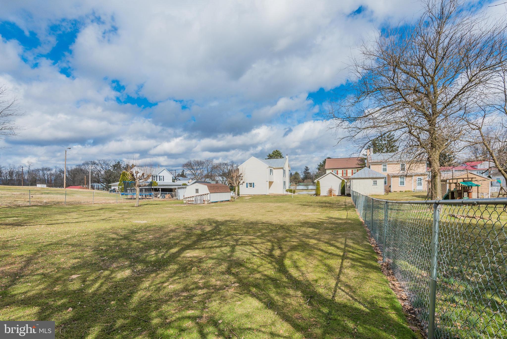 20 Greason Road Carlisle, PA 17015 - Photo 9 of 29 Fence along both side lines of beautiful back yard