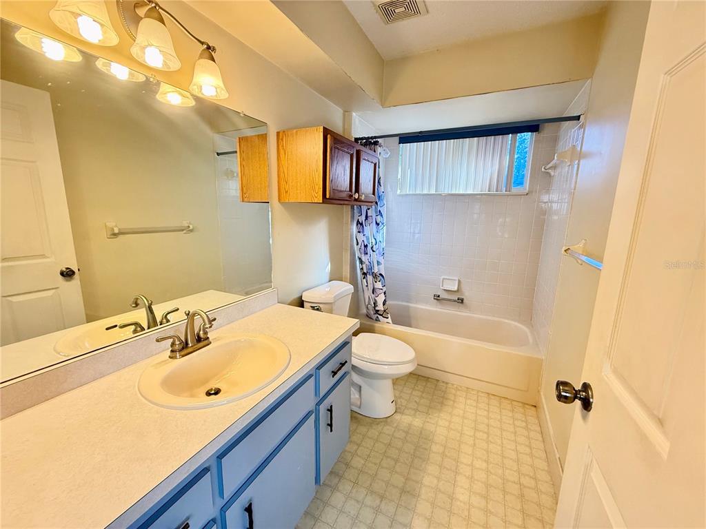 8108 Southwest 108th Pl Road Ocala, FL 34481 - Photo 10 of 20