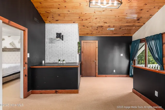 $649,000 | 6000 Haywood Drive, Rocky Mount, NC 27803