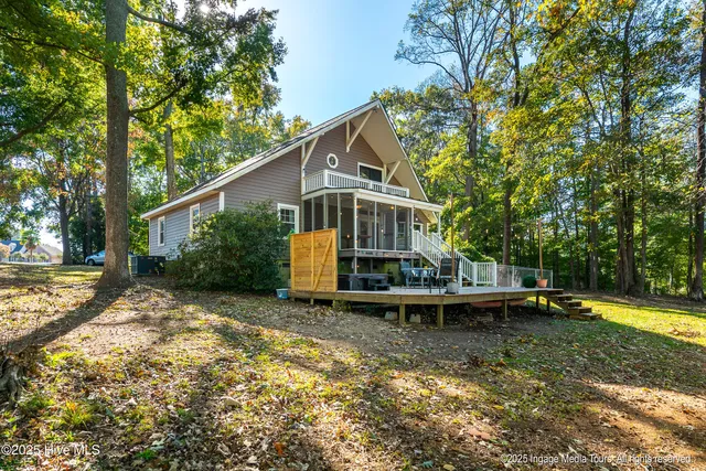 $649,000 | 6000 Haywood Drive, Rocky Mount, NC 27803