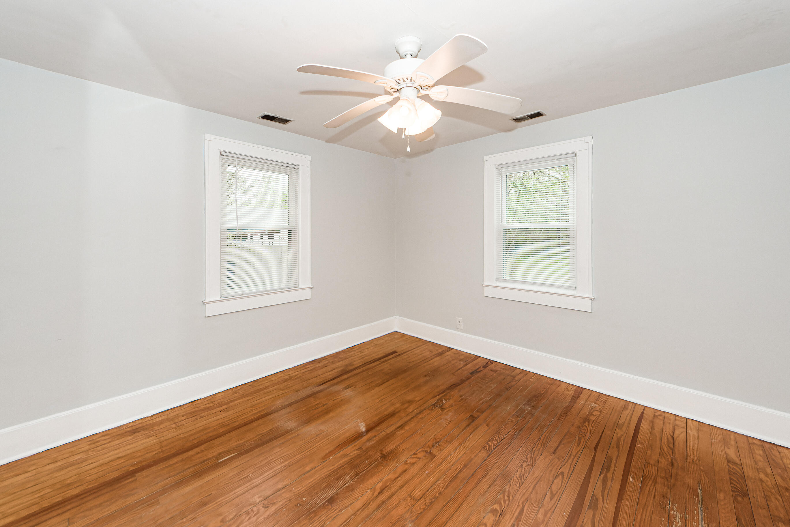 249 Woodland Shores Road Charleston, SC 29412 - Photo 17 of 27 23