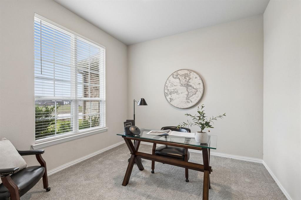 2016 Pebblegate Road Weatherford, TX 76085 - Photo 5 of 28