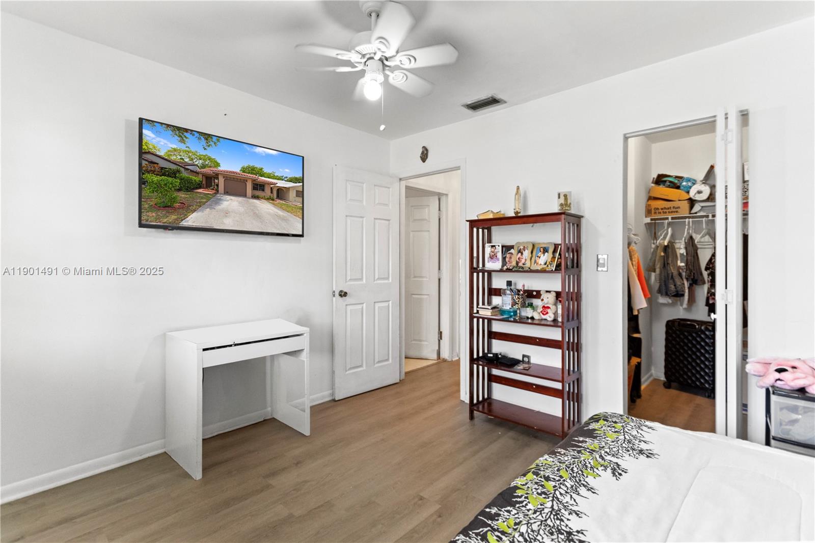 17320 Northwest 66th Place Hialeah, FL 33015 - Photo 26 of 47