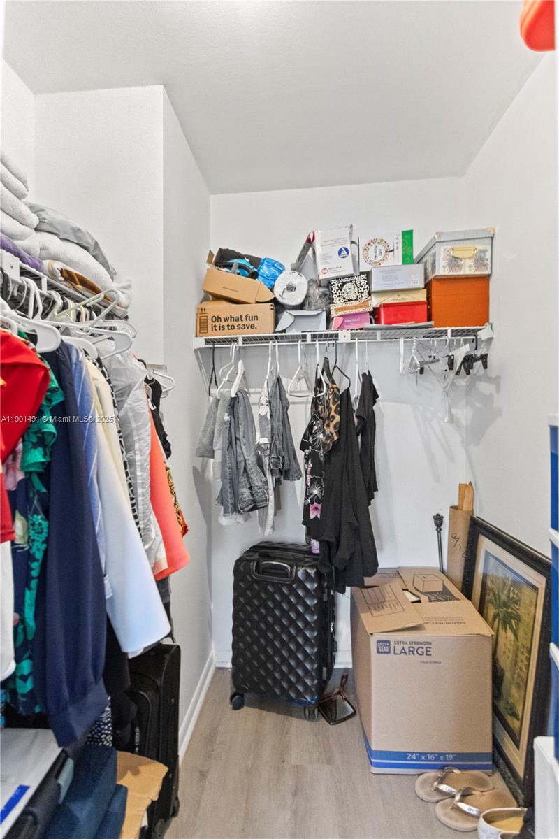 17320 Northwest 66th Place Hialeah, FL 33015 - Photo 27 of 47