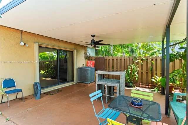 $520,000 | 17320 Northwest 66th Place, Hialeah, FL 33015