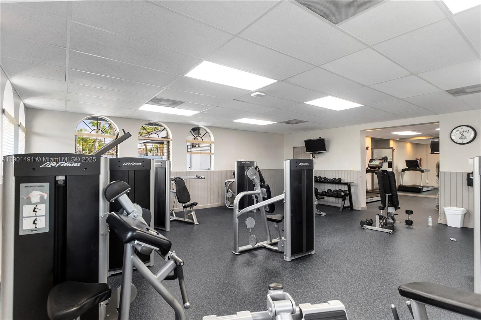 17320 Northwest 66th Place Hialeah, FL 33015 - Photo 39 of 47