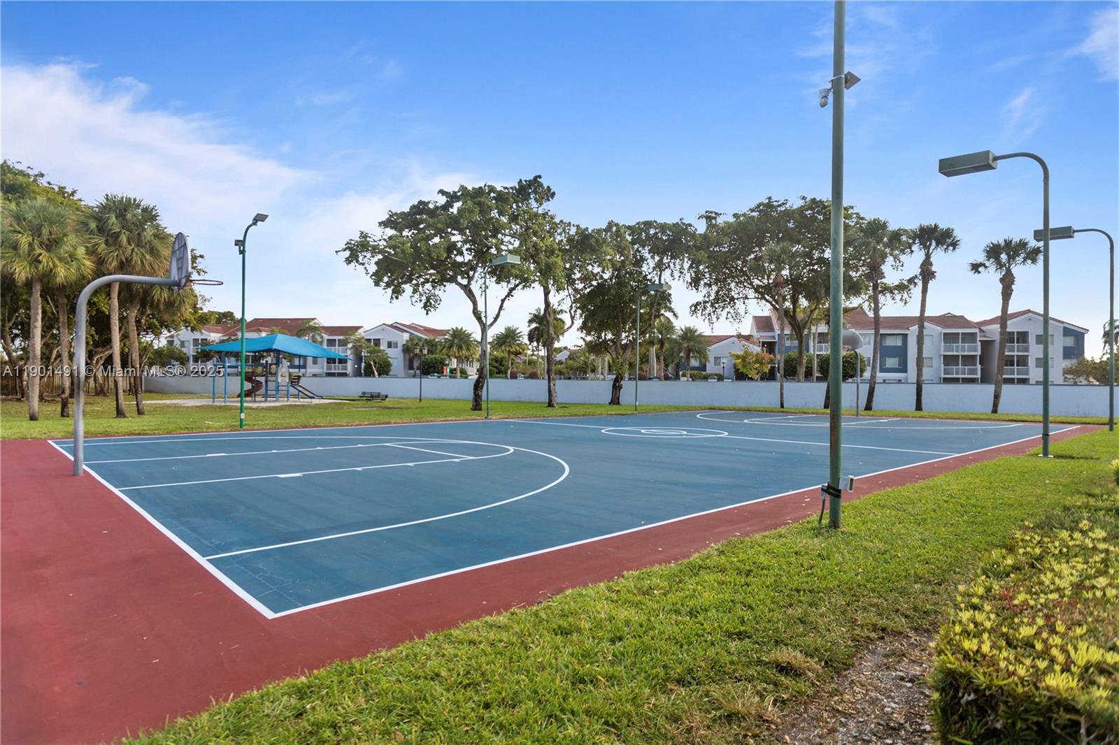 17320 Northwest 66th Place Hialeah, FL 33015 - Photo 41 of 47