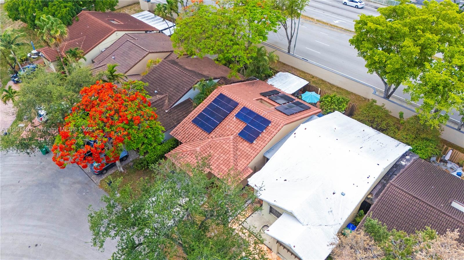 17320 Northwest 66th Place Hialeah, FL 33015 - Photo 43 of 47