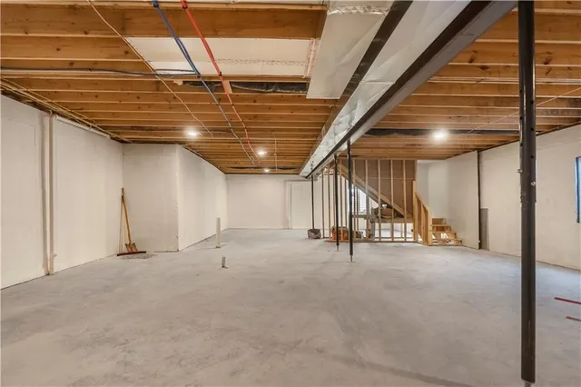 $419,900 | Lake Viking Terrace, Gallatin, MO 64640