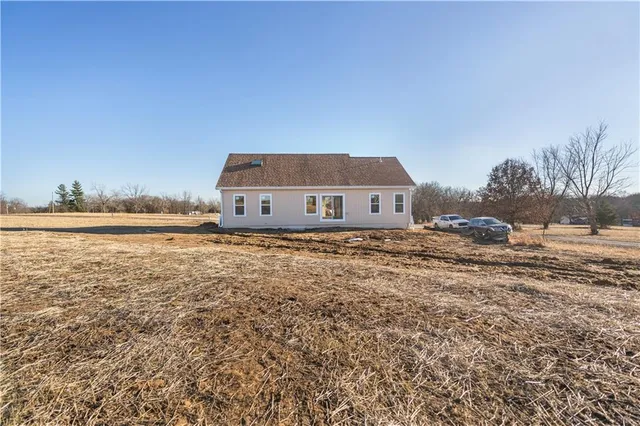 $419,900 | Lake Viking Terrace, Gallatin, MO 64640