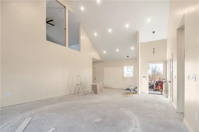 $419,900 | Lake Viking Terrace, Gallatin, MO 64640