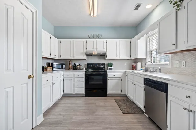 $894,500 | 1508 Hillside Drive South, North Myrtle Beach, SC 29582