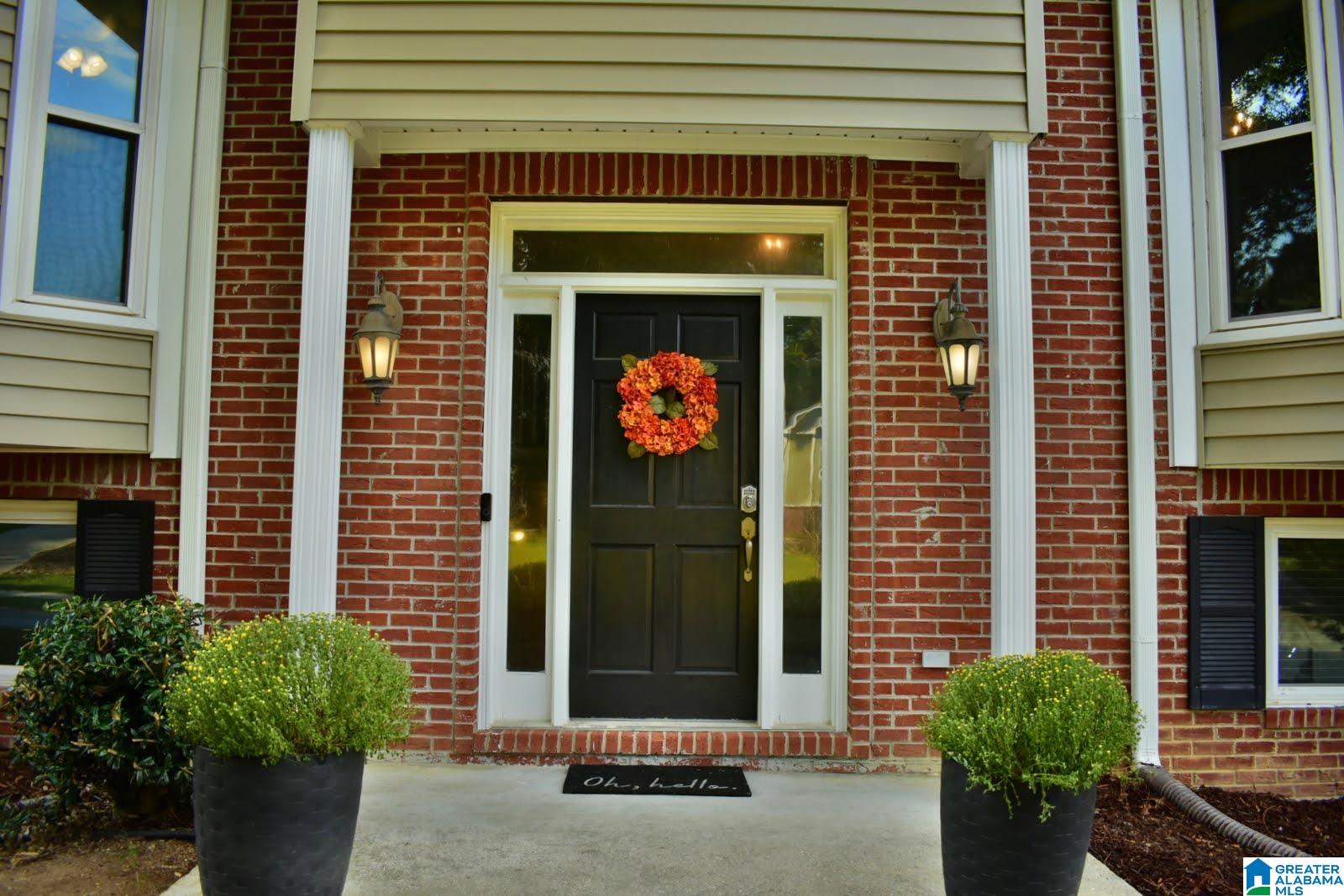 111 Grande View Circle Alabaster, AL 35114 - Photo 3 of 38