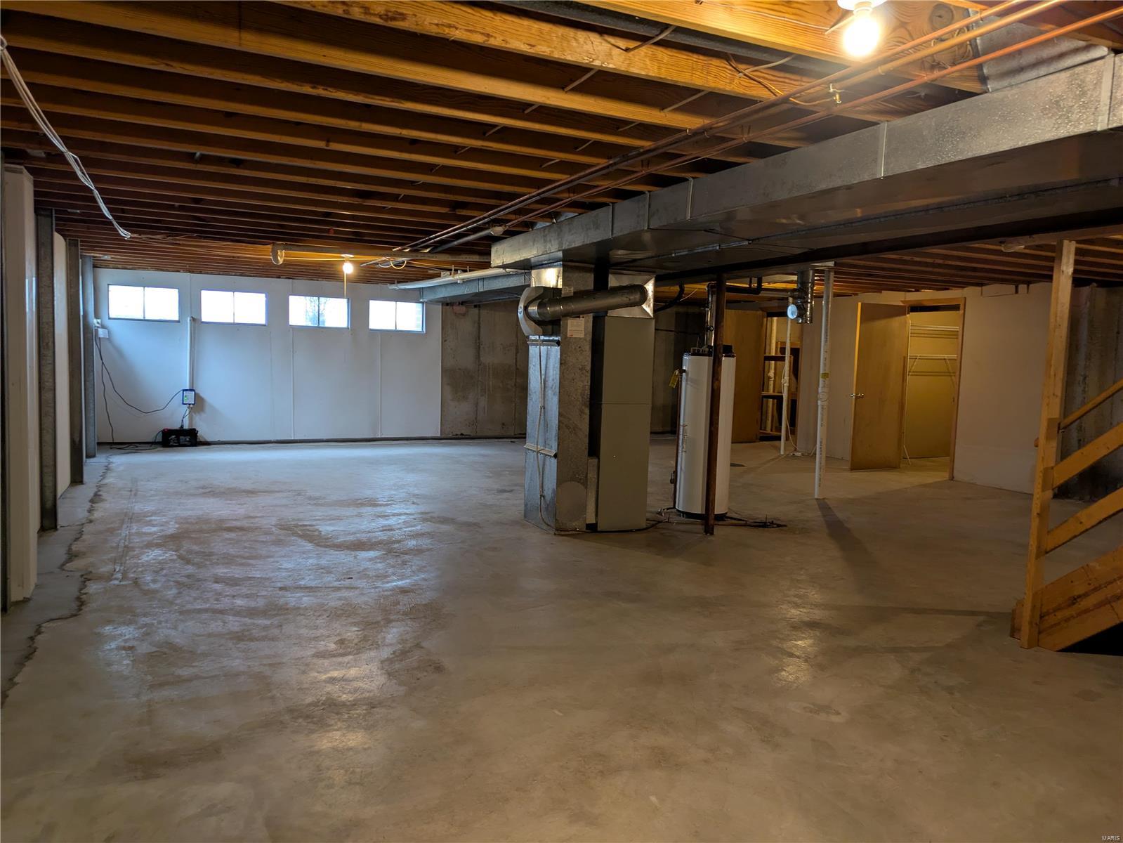 319 White Pine Drive St. Charles, MO 63304 - Photo 30 of 40