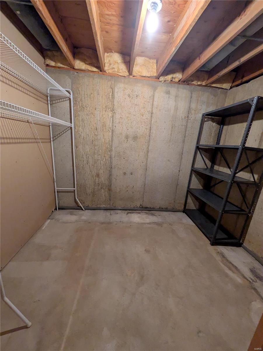 319 White Pine Drive St. Charles, MO 63304 - Photo 34 of 40