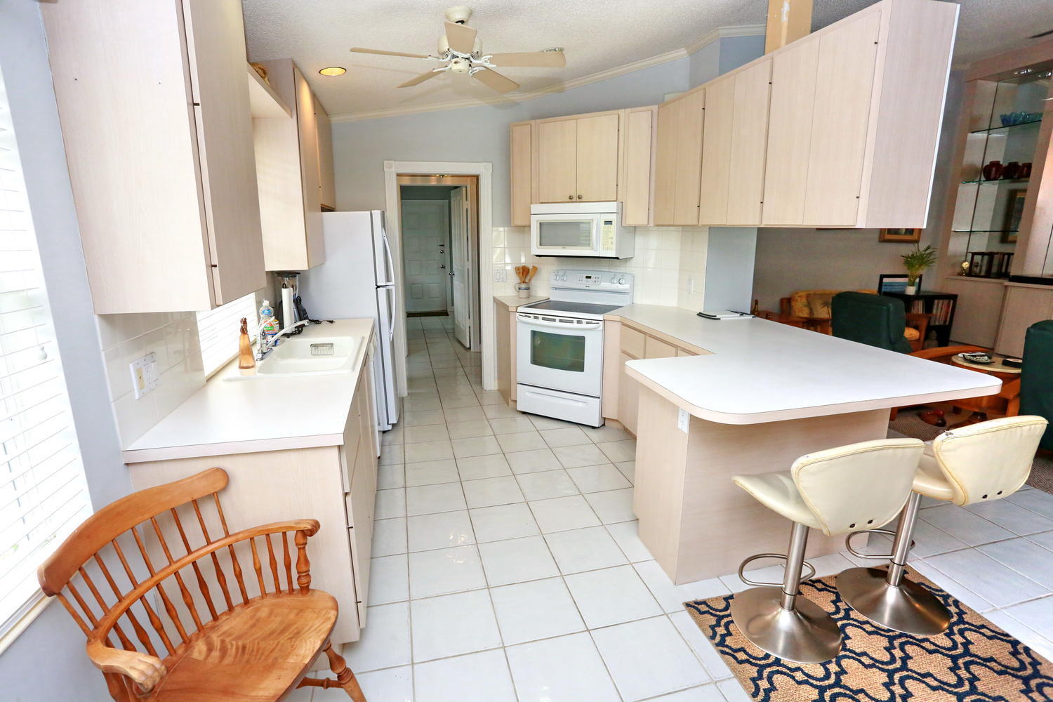 127 Brier Circle Jupiter, FL 33458 - Photo 19 of 49 127 Brier Cir Jupiter FL 33458-large-020