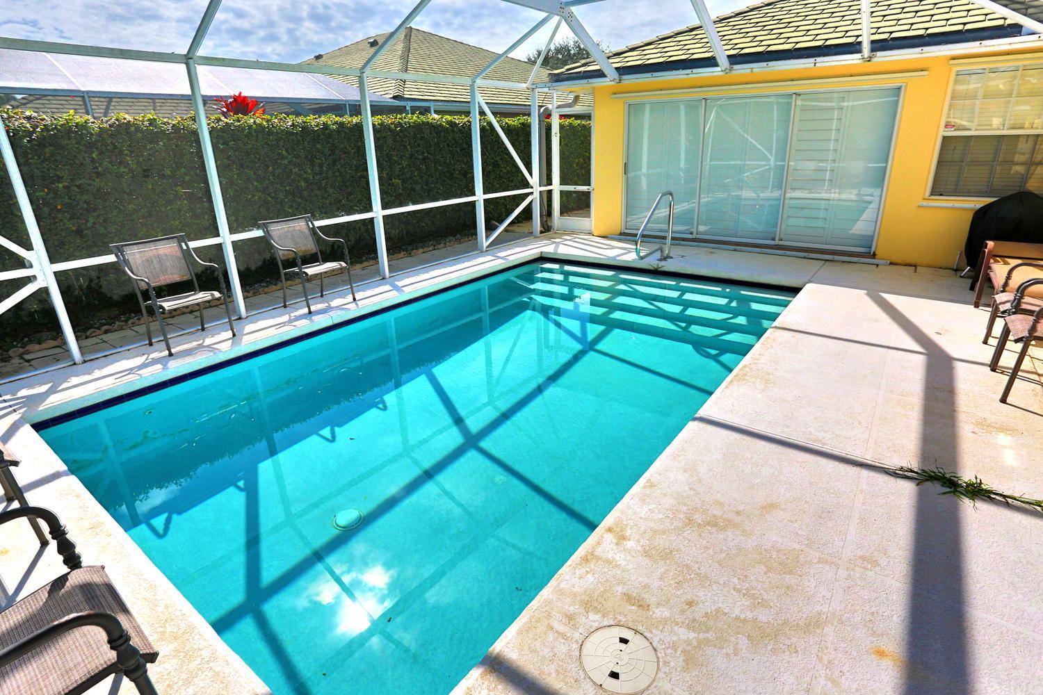 127 Brier Circle Jupiter, FL 33458 - Photo 38 of 49 127 Brier Cir Jupiter FL 33458-large-043