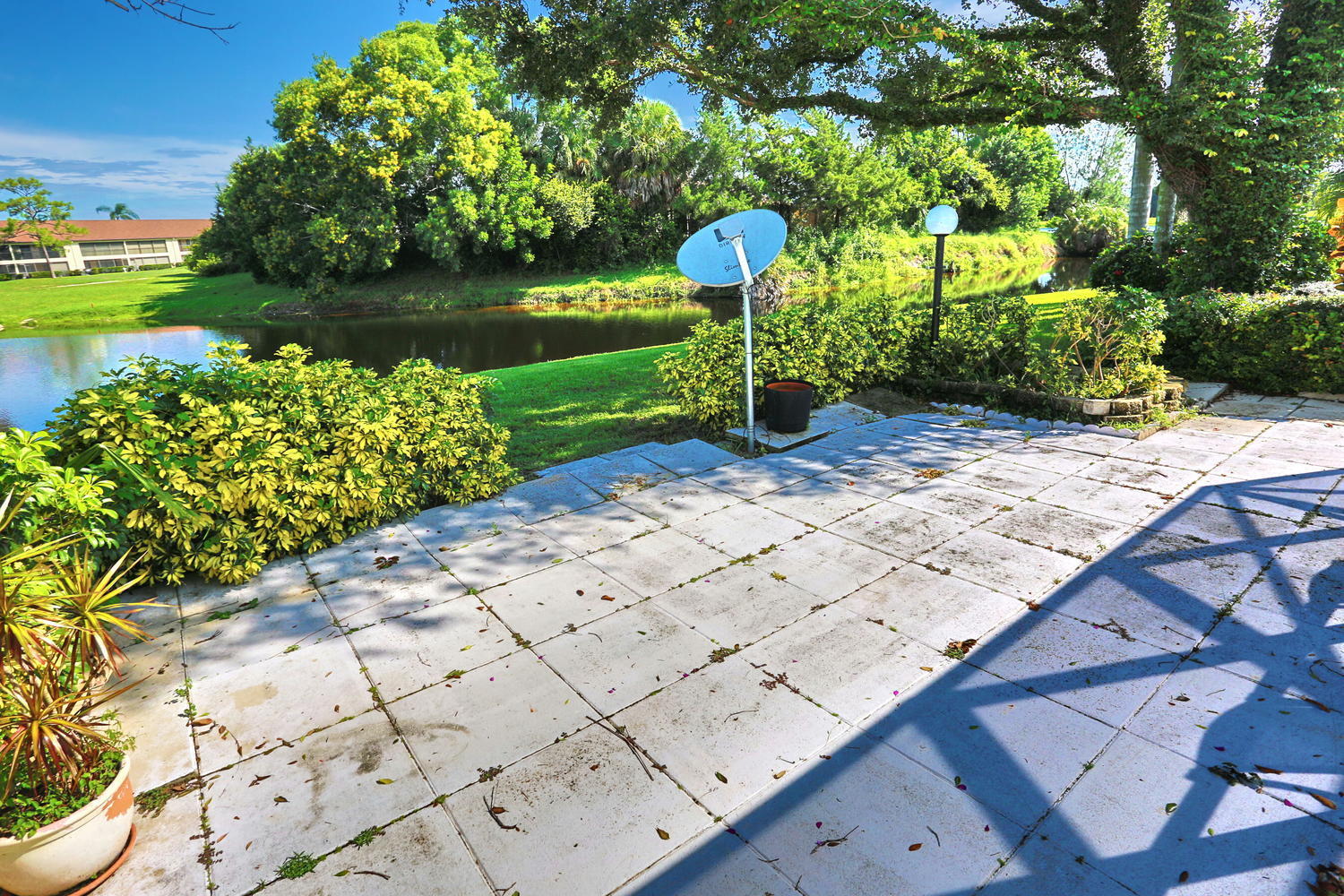 127 Brier Circle Jupiter, FL 33458 - Photo 44 of 49 127 Brier Cir Jupiter FL 33458-large-046