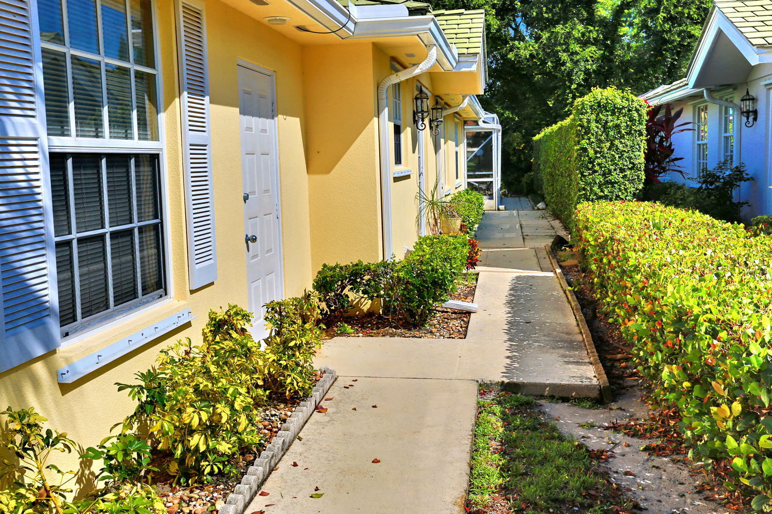 127 Brier Circle Jupiter, FL 33458 - Photo 6 of 49 127 Brier Cir Jupiter FL 33458-large-006