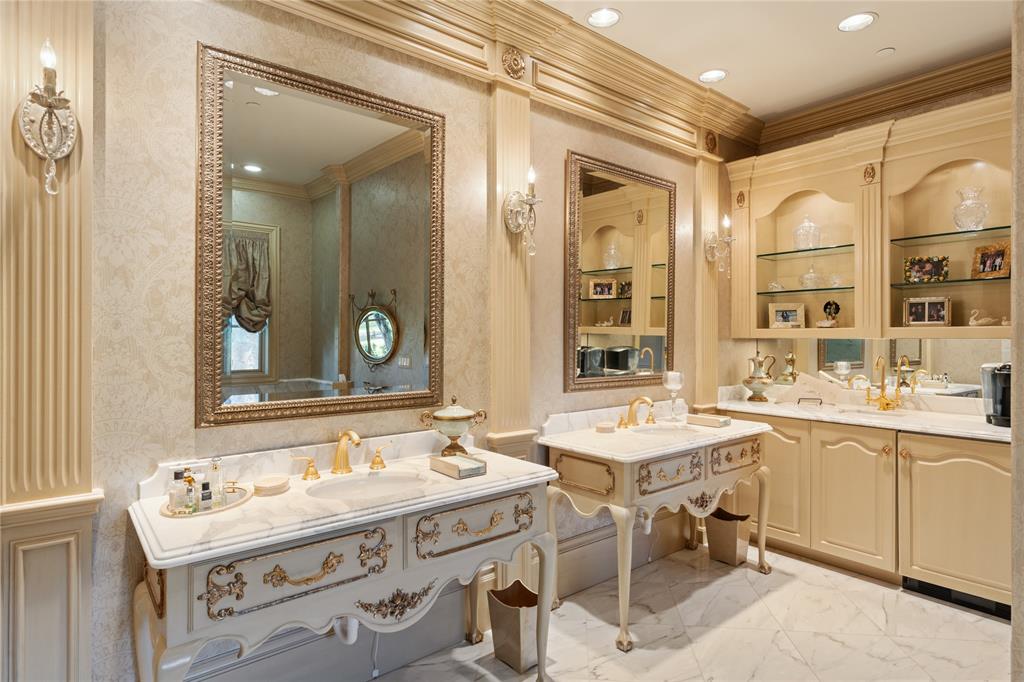 1201 Gray Branch Road McKinney, TX 75071 - Photo 24 of 40 a bathroom with a double vanity sink mirror and