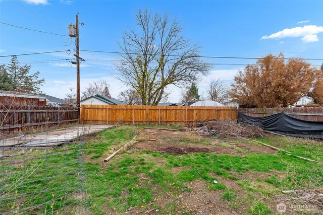 $405,000 | 1013 Amherst Avenue, Wenatchee, WA 98801