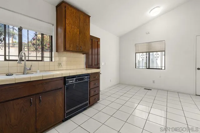 $1,429,900 | 3344 Goldfinch Street, San Diego, CA 92103