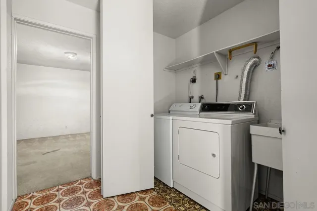 $1,429,900 | 3344 Goldfinch Street, San Diego, CA 92103