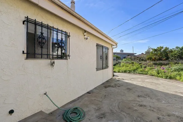 $1,429,900 | 3344 Goldfinch Street, San Diego, CA 92103