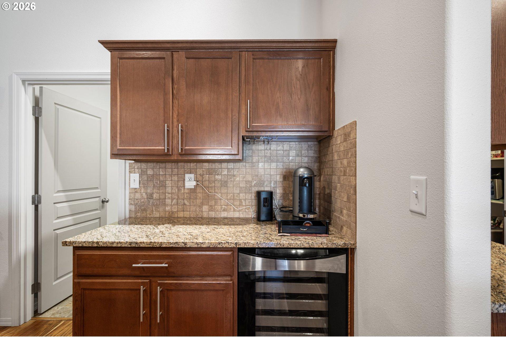 5460 Pinehurst Street Springfield, OR 97478 - Photo 15 of 41 Gallery Image 15