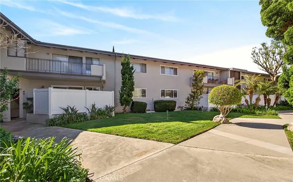 $649,000 | 1745 Maple Avenue, Unit 59, Torrance, CA 90503