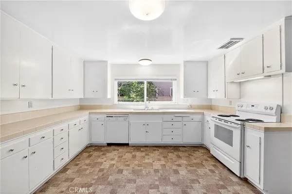 $649,000 | 1745 Maple Avenue, Unit 59, Torrance, CA 90503