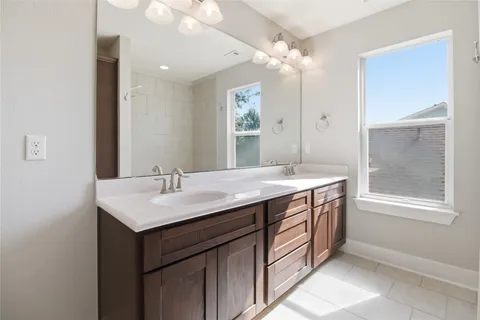 $375,000 | 12200 Barras Branch Drive, Unit 135, Austin, TX 78748