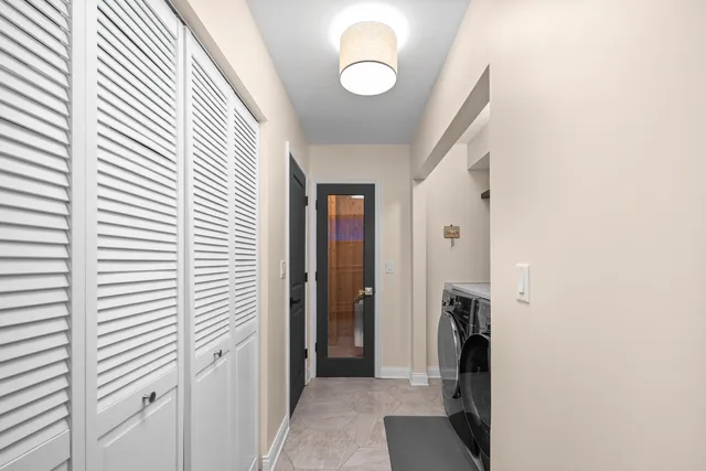 $650,000 | 1113 North Mozart Street, Unit 101, Chicago, IL 60622