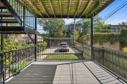 $625,000 | 1113 North Mozart Street, Unit 101, Chicago, IL 60622