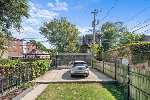 $625,000 | 1113 North Mozart Street, Unit 101, Chicago, IL 60622