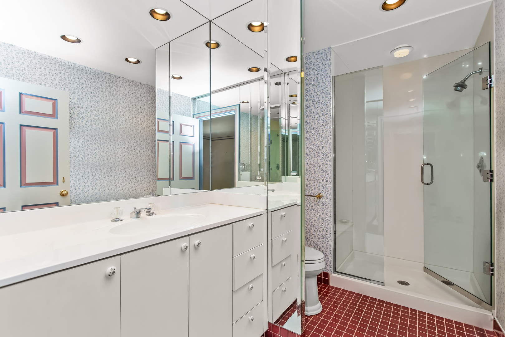 22 Regent Wood Road Northfield, IL 60093 - Photo 21 of 33 Gallery Image 21