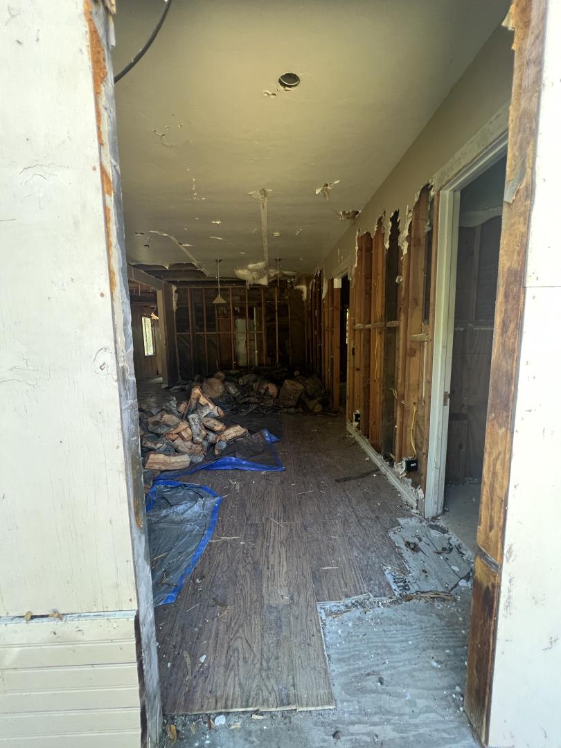 17160 Wilson Way Watsonville, CA 95076 - Photo 12 of 62 a view of entryway of a house