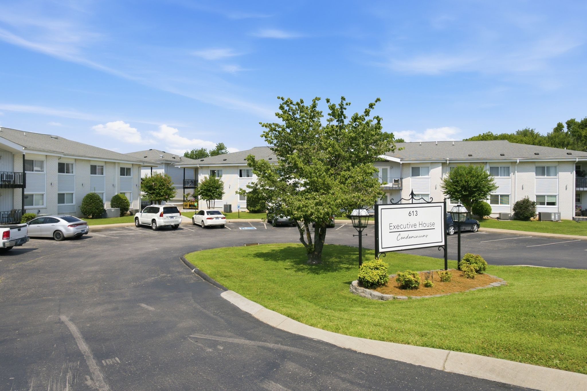 613 Hillsboro Road, Unit D28 Franklin, TN 37064 - Photo 2 of 47