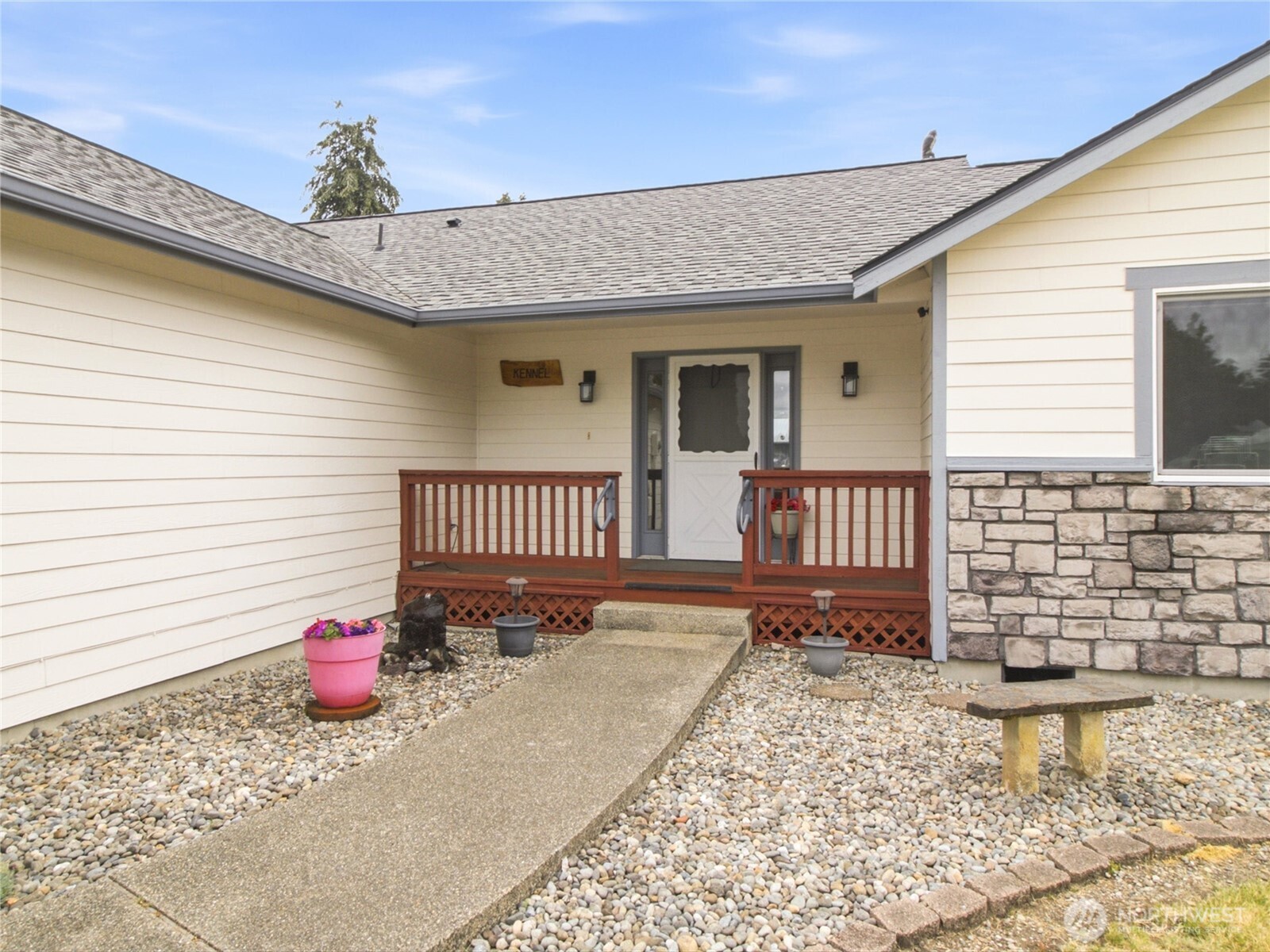 18828 Loganberry Street Southwest Rochester, WA 98579 - Photo 4 of 33