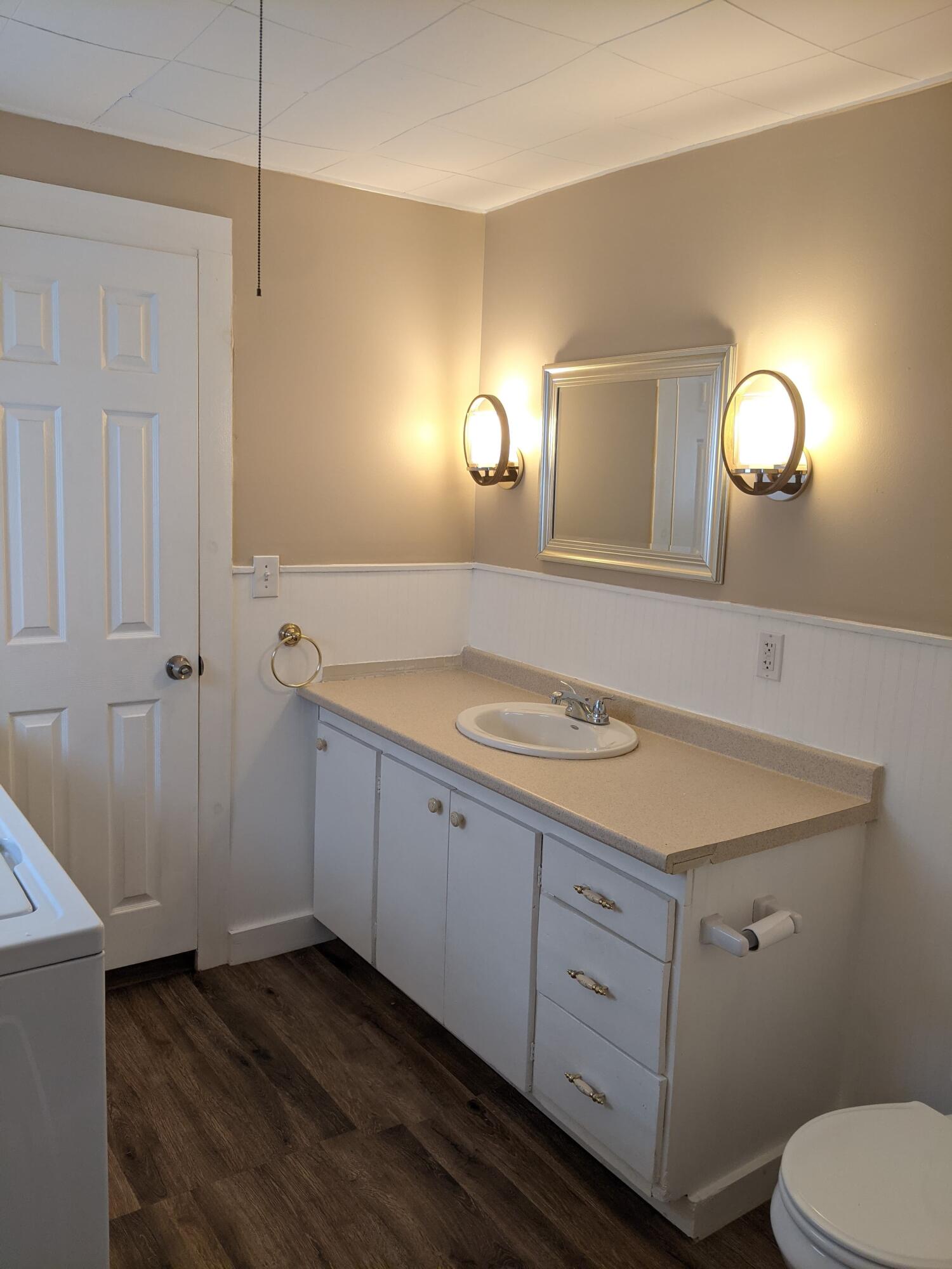 1022 Main Street Bangor, ME 04401 - Photo 12 of 52 156985918_259360582348577_42765271362963