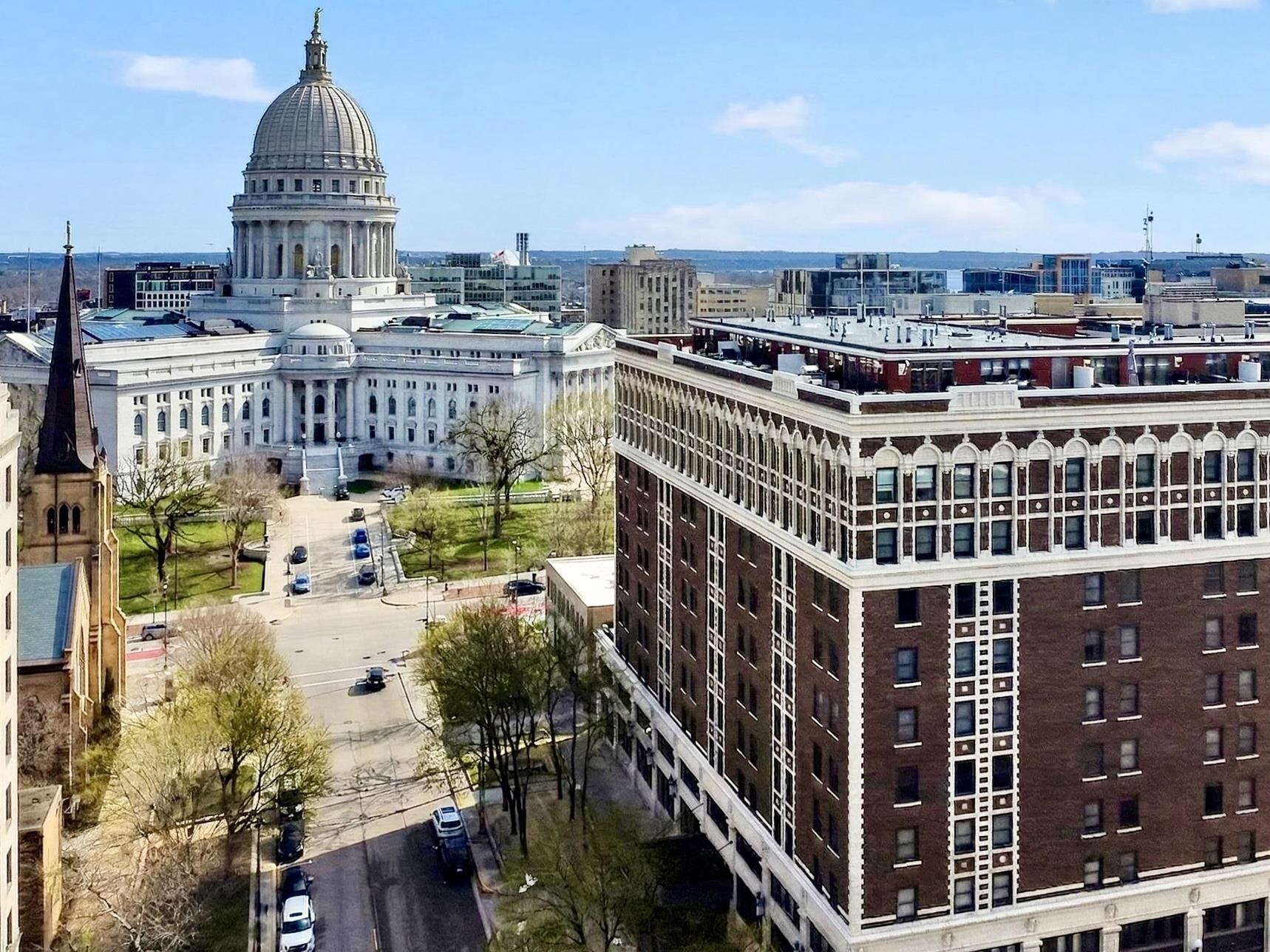 123 West Washington Avenue, Unit 311 Madison, WI 53703 - Photo 1 of 44