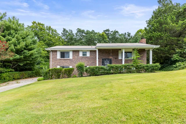 $259,000 | 325 Cindy Circle, Ringgold, GA 30736