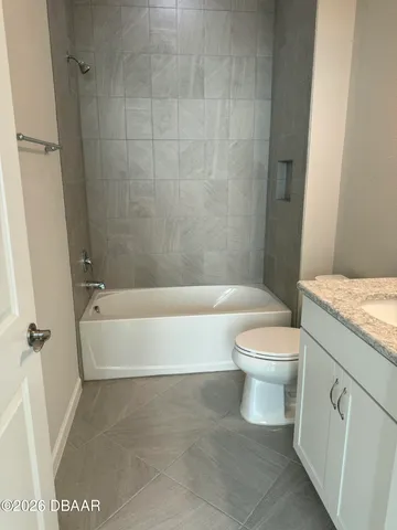 $3,375 | 899 Attitude Avenue, Daytona Beach, FL 32124