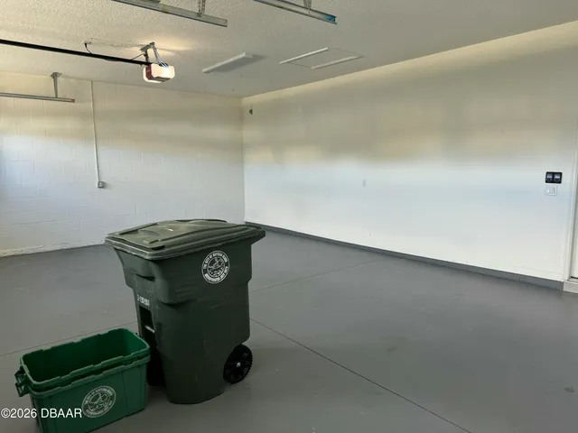 $3,375 | 899 Attitude Avenue, Daytona Beach, FL 32124