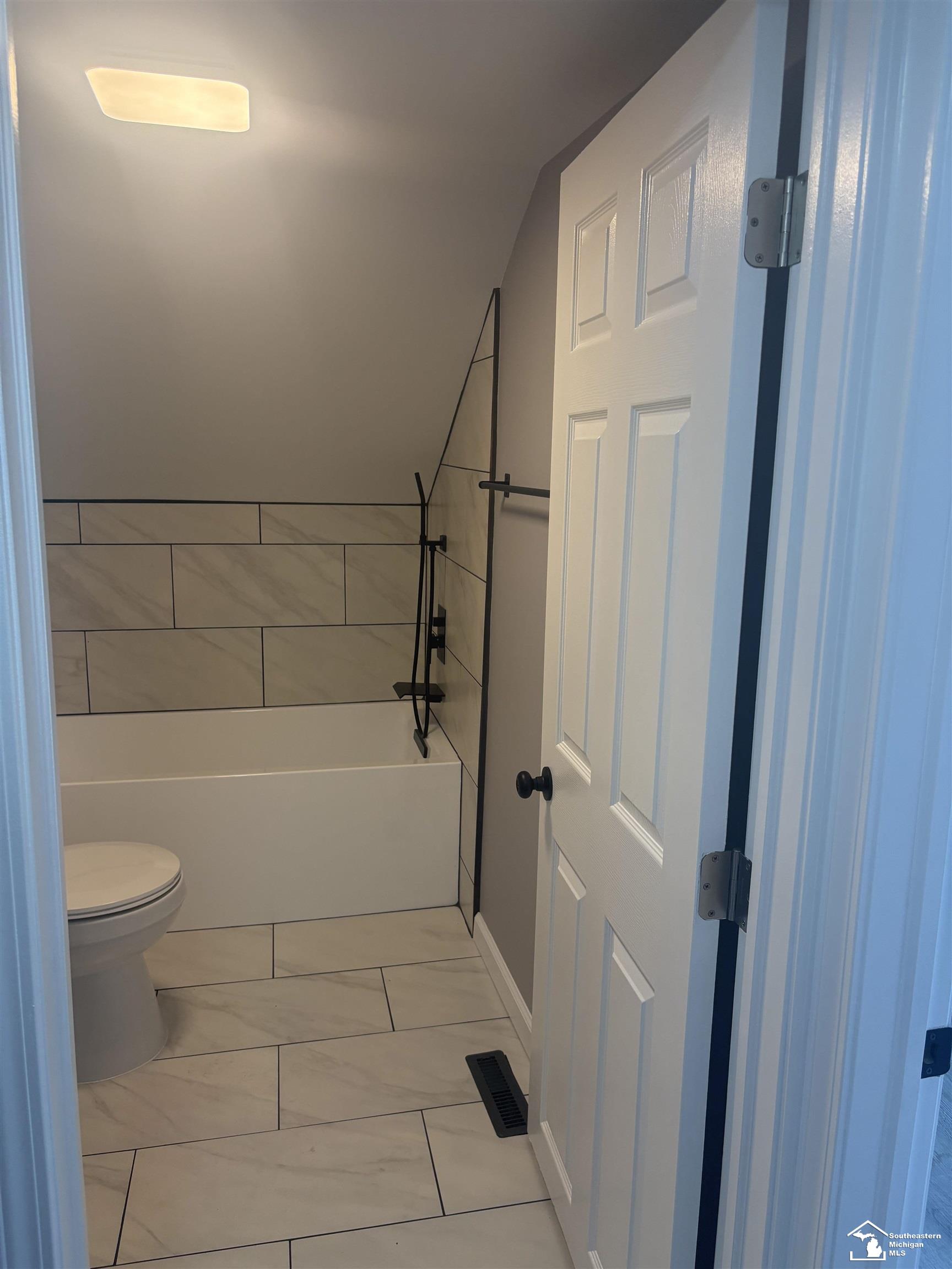 604 10th Street Monroe, MI 48161 - Photo 22 of 25