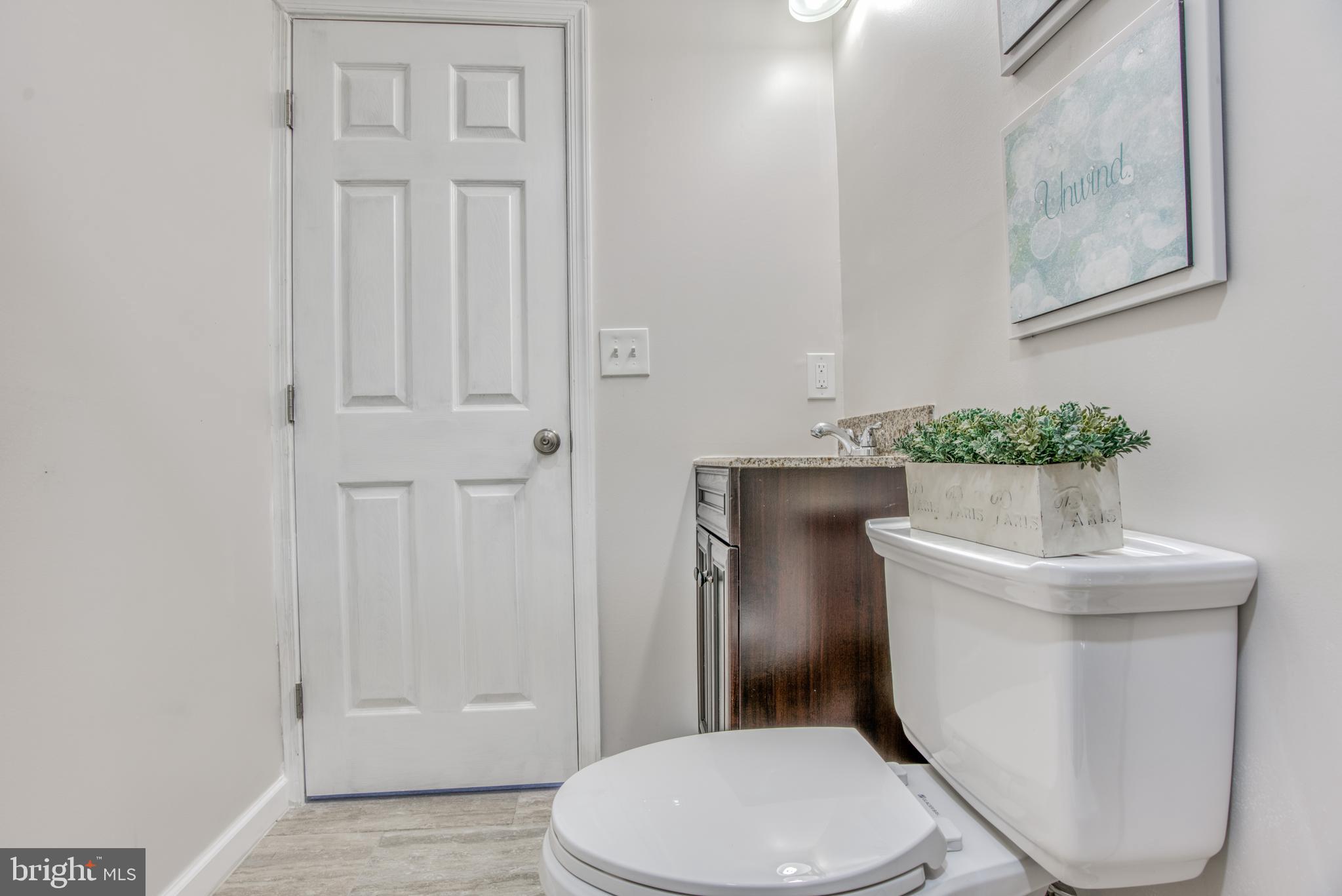 2452 Woodcroft Road Baltimore, MD 21234 - Photo 22 of 24 Full Bathroom